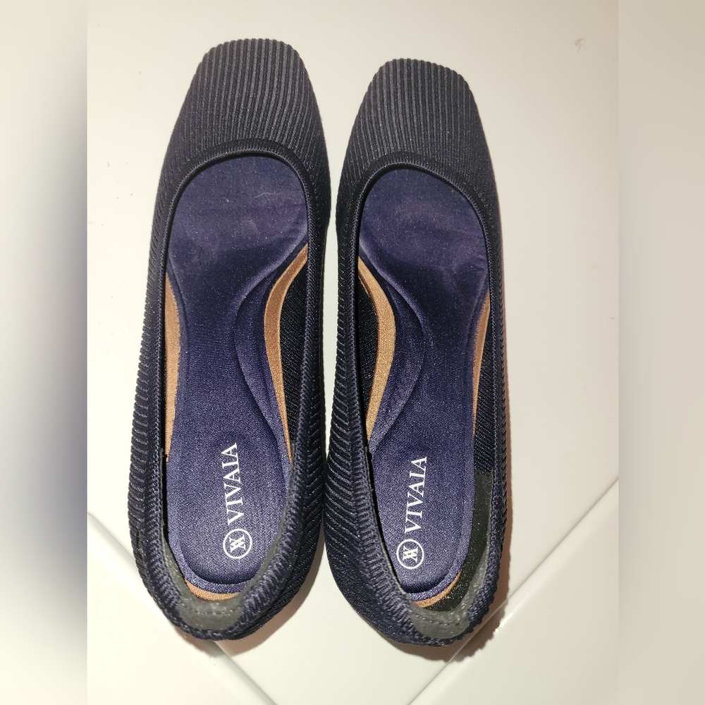 Vivaia square toe wedge shoe size 41.5 or 10.5, navy blue.